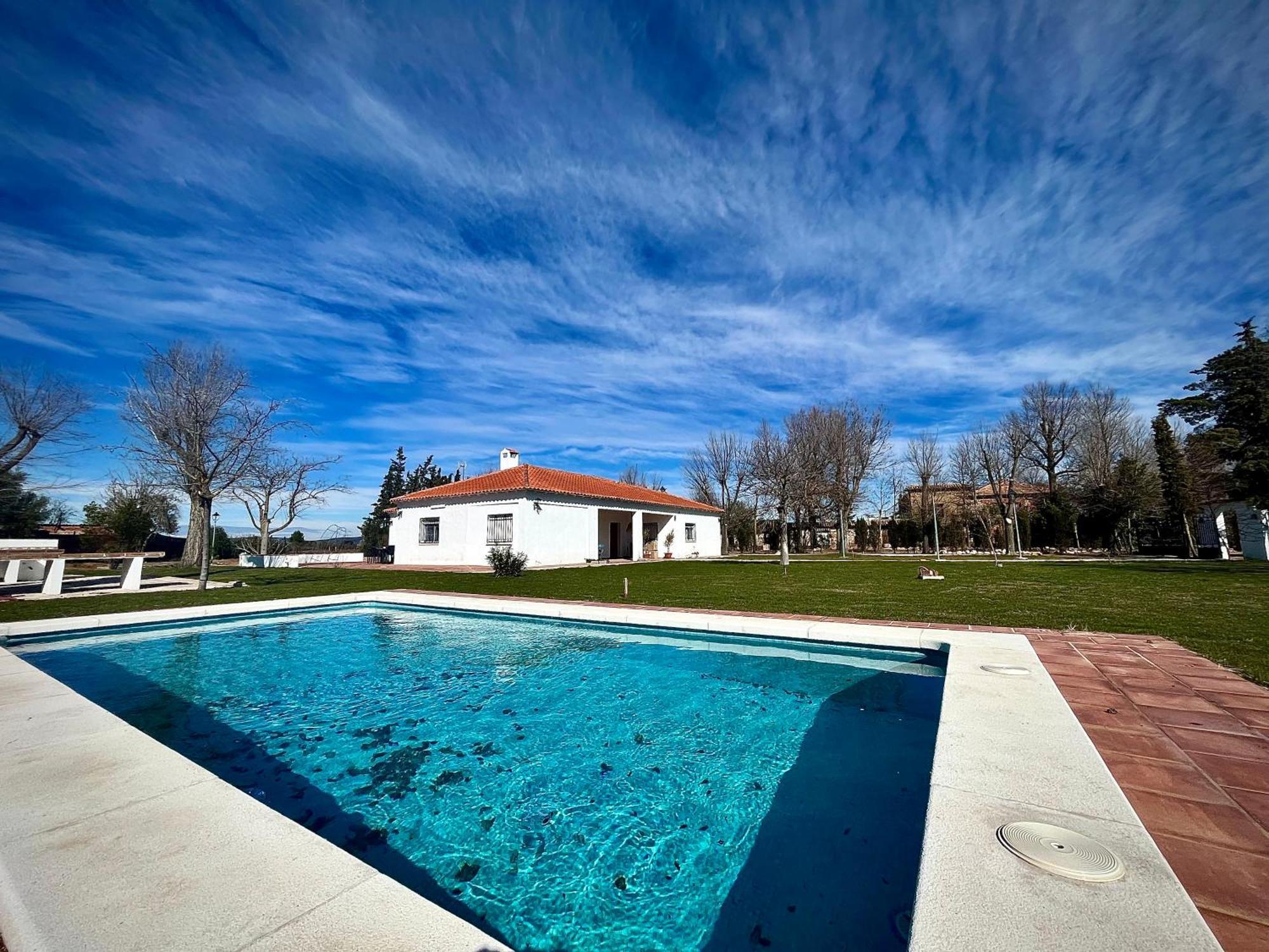 Villa Mercedes Argamasilla de Calatrava Exteriör bild